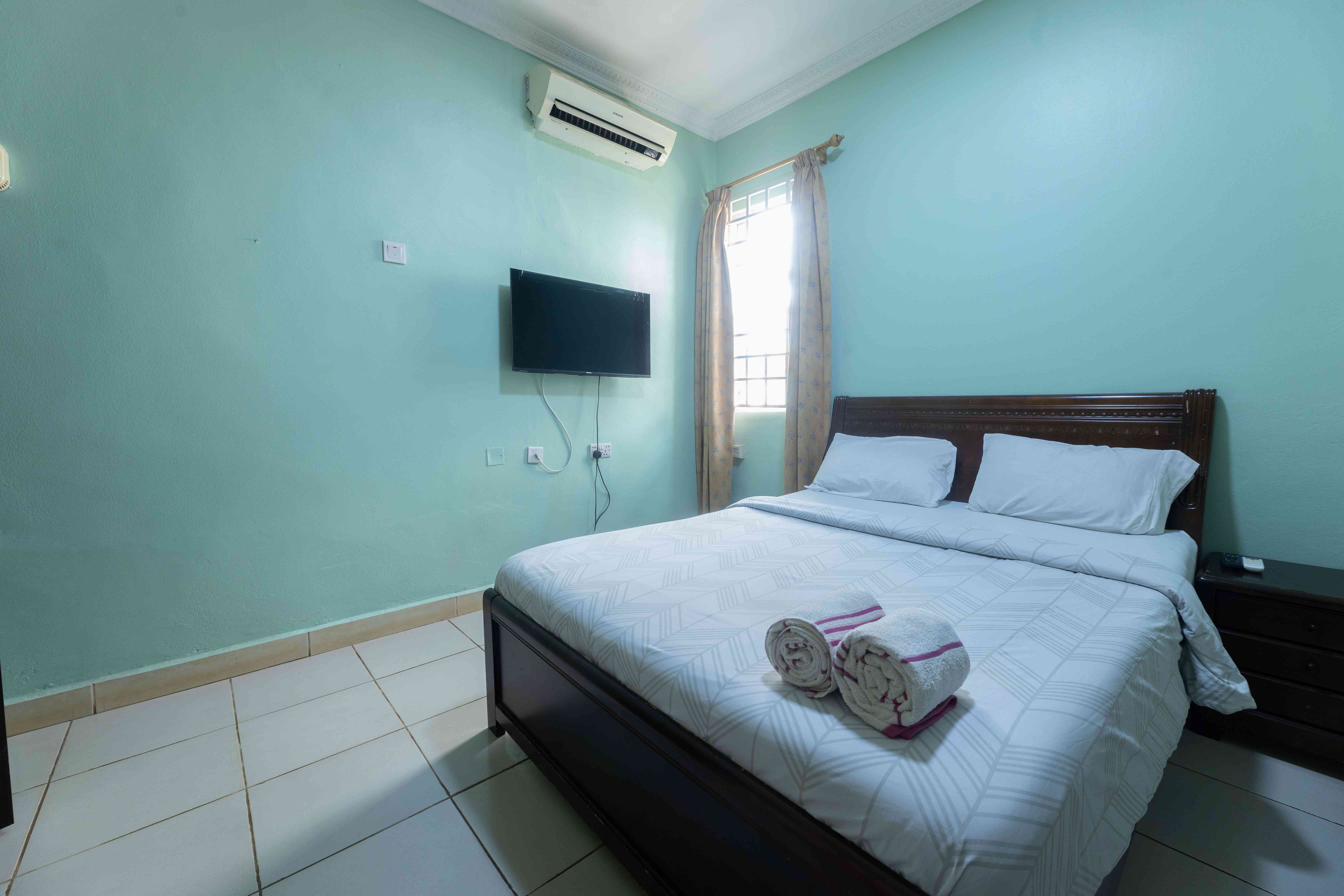 Standard Room at Golden Simcha Hotel