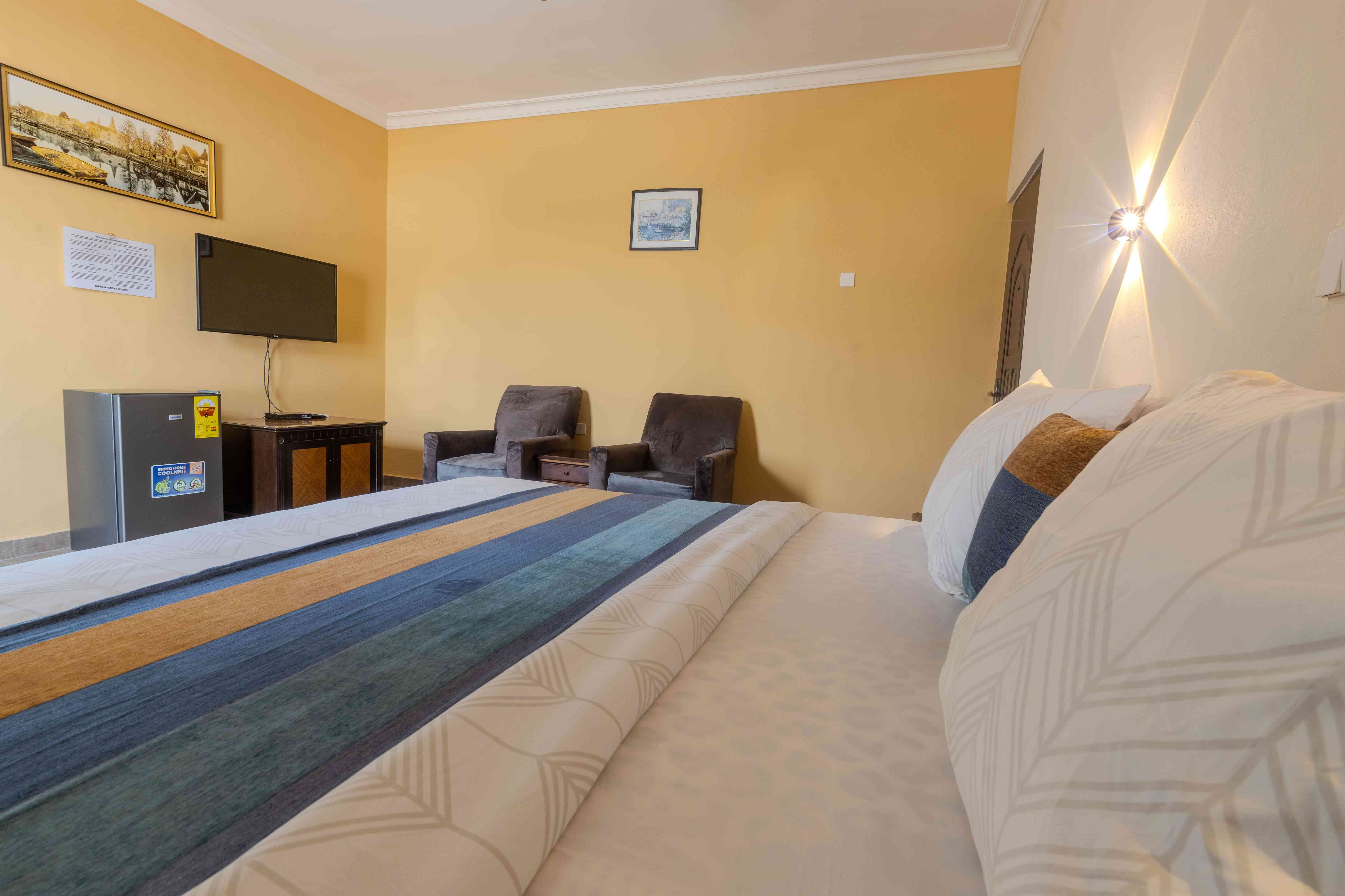 Executive Room at Golden Simcha Hotel